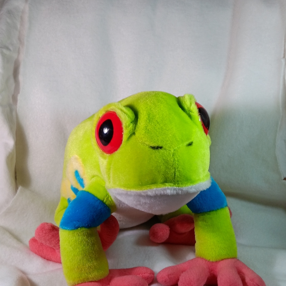 Tree Frog Plush Wild Republic Red Eyed Stuffed Cutie - Picture 2 of 5